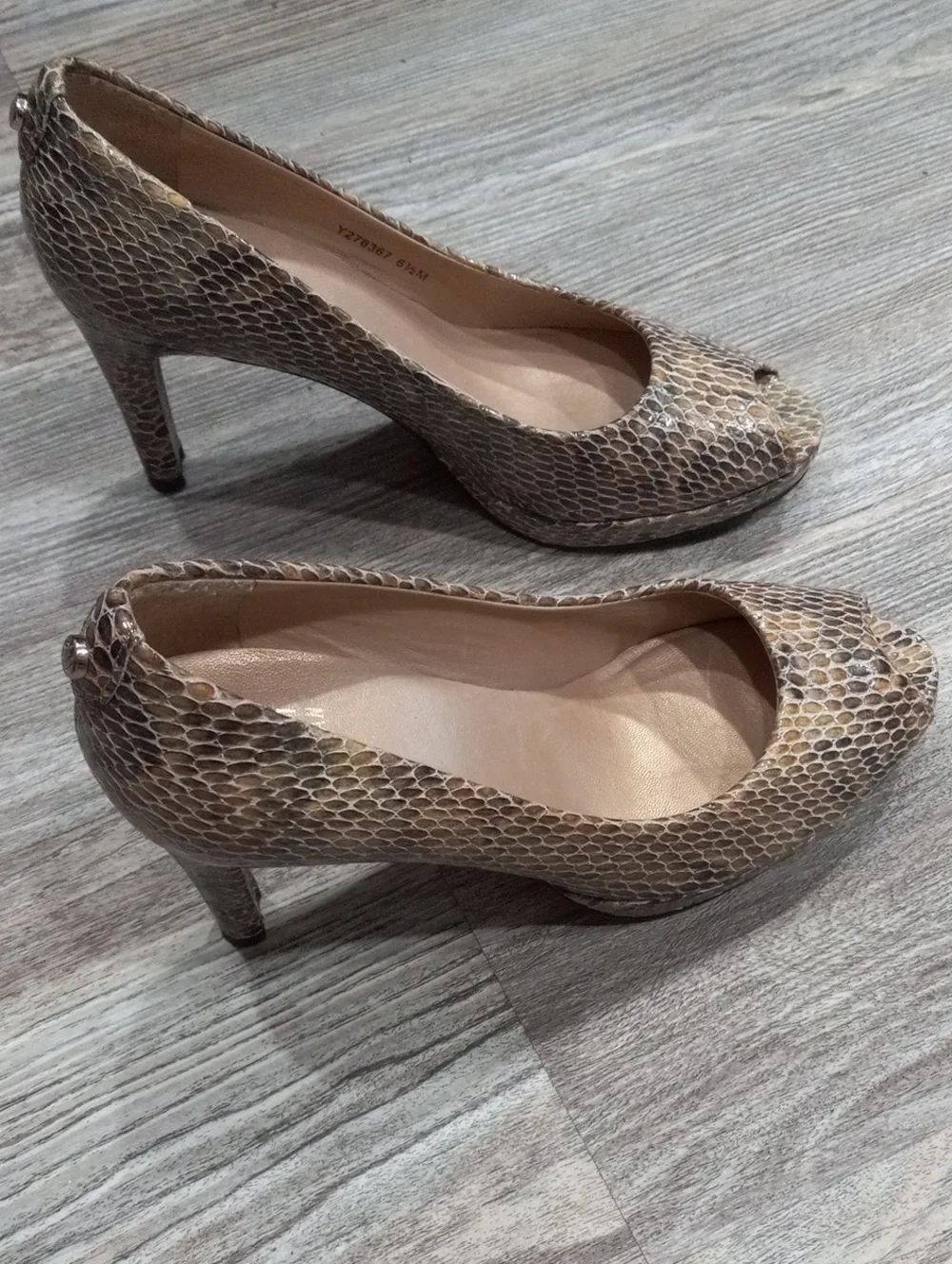 Stuart Weitzman Women's Ivory Snake Print Open Peep-Toe Heels